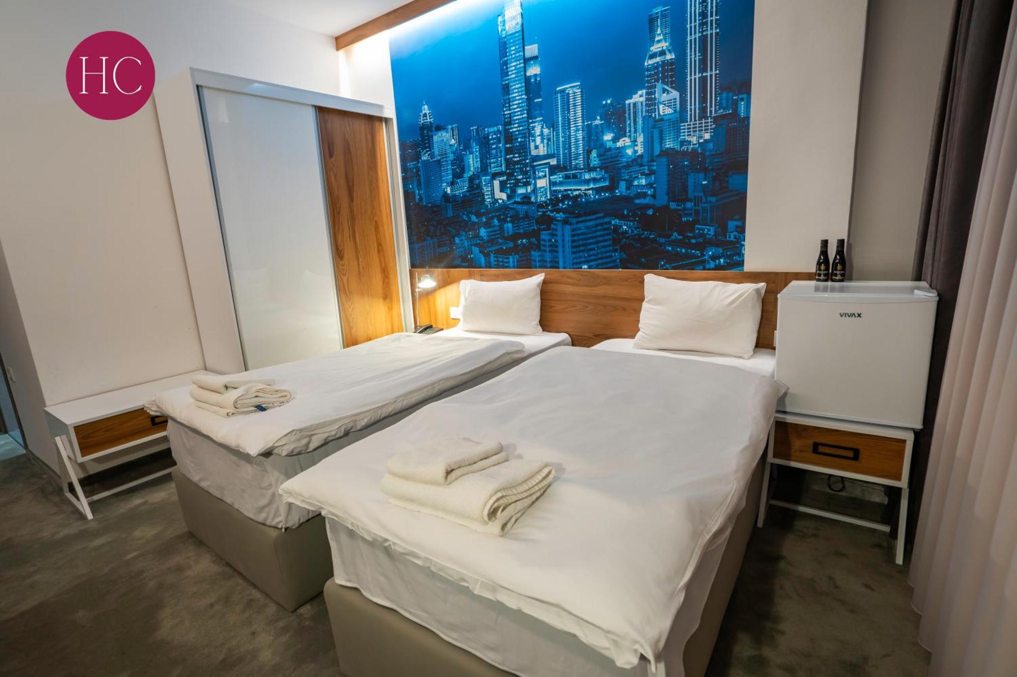 Central Hotel, Fitness And Spa Vinica Kültér fotó