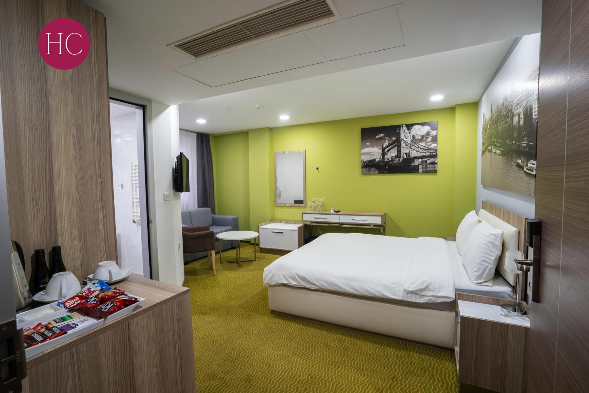 Central Hotel, Fitness And Spa Vinica Kültér fotó