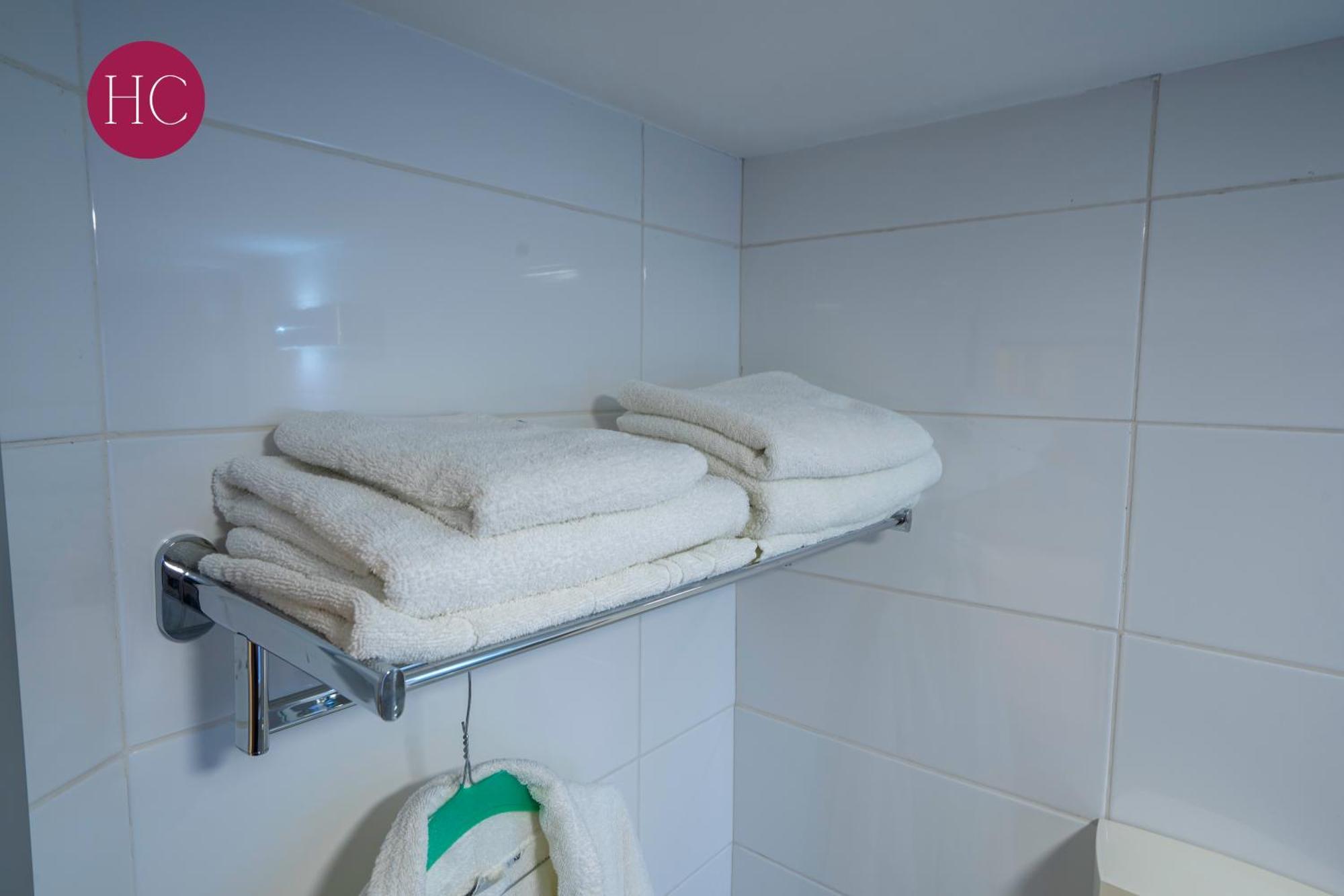 Central Hotel, Fitness And Spa Vinica Kültér fotó