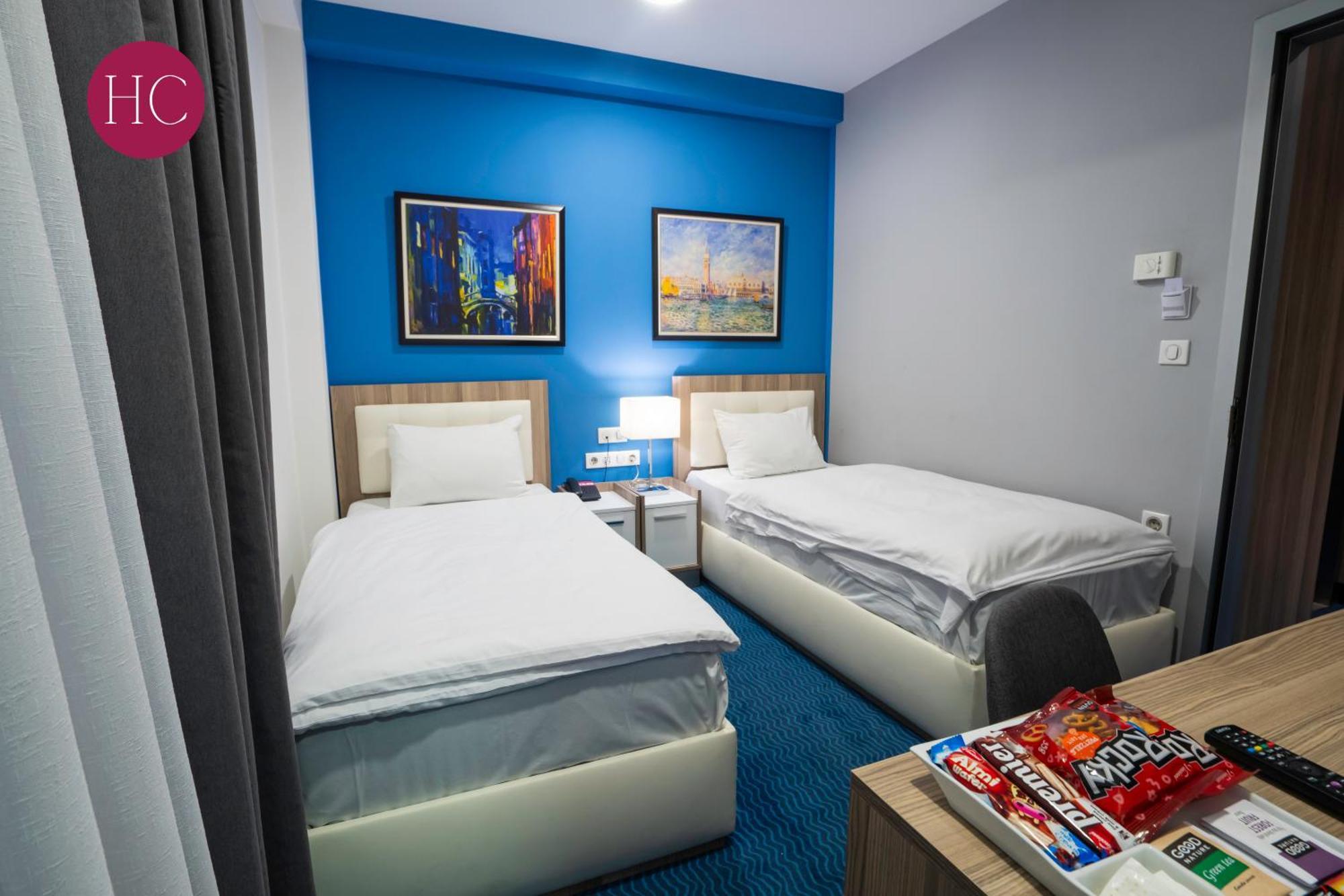 Central Hotel, Fitness And Spa Vinica Kültér fotó