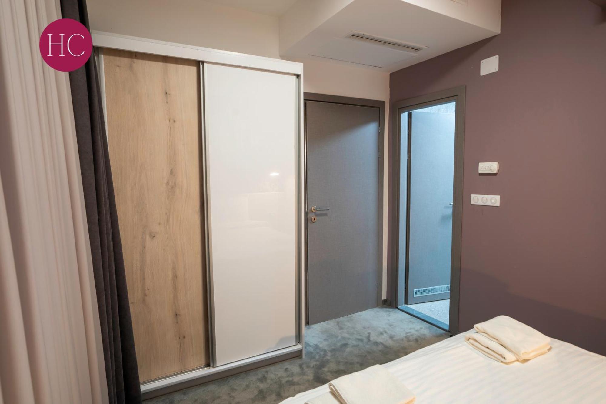 Central Hotel, Fitness And Spa Vinica Kültér fotó
